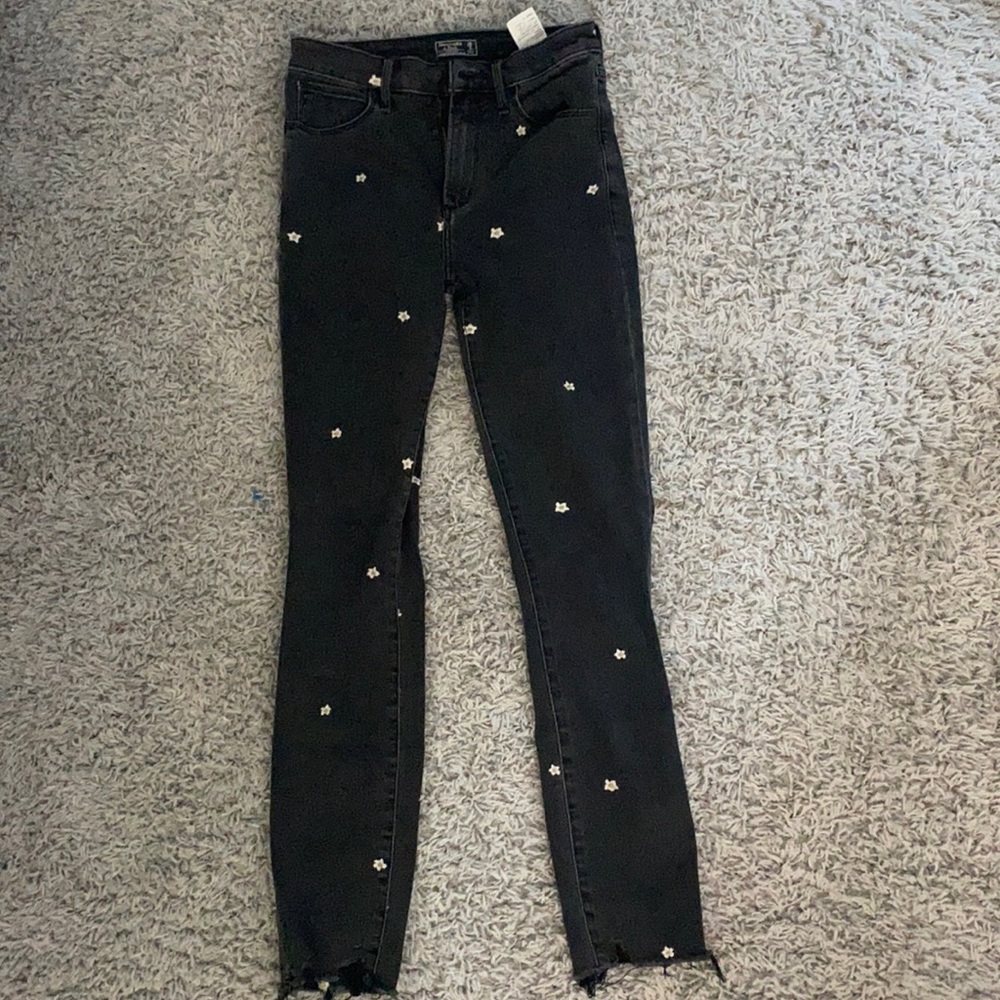 Abercrombie daisy jeans